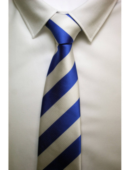 Corbata raya azul intensa
